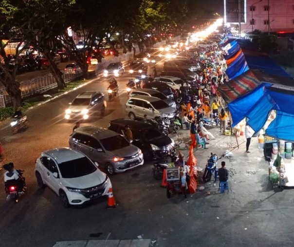 Pelanggar Parkir Sembarangan Siap-siap Terima Sanksi. Bagaimana menurutmu?