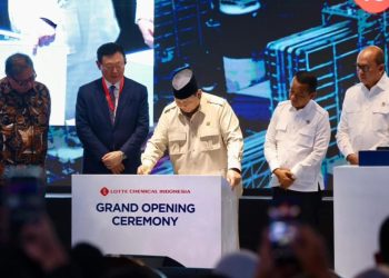 Presiden Prabowo Resmikan Pabrik Lotte Chemical Indonesia Senilai Rp62,4 Triliun