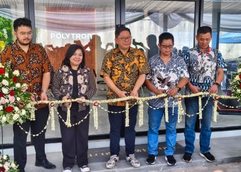 Masifkan Edukasi Mobil Listrik, Polytron Resmi Buka Dealer Pertama di Kota Bandung