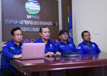 BMKG Tetapkan Siklon Tropis Bakung, Warga Diminta Waspada Dampak Cuaca Ekstrem