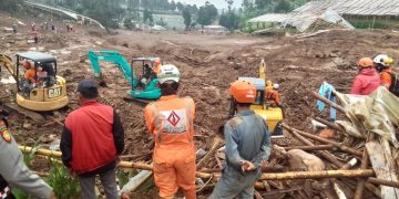Hari Ke-4 Evakuasi Longsor Cisarua 48 Korban Ditemukan, 33 Masih Hilang