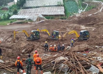 Badan Geologi: Desa Pasirlangu Berpotensi Longsor Susulan Seluruh Pemukiman Harus Direlokasi