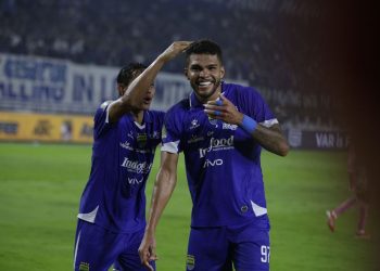Gol Perdana Berguinho Jadi Penentu Kemenangan Persib Atas PSBS Biak