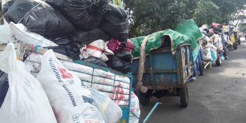 Rewards and Punishment Akan di Terapkan Dalam Mengelola Sampah Kota Bandung