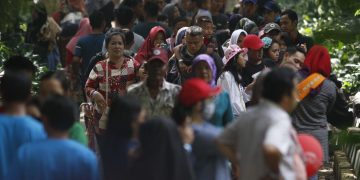 Banyak Pengunjung Yang Datang Meski Kebun Binatang Bandung Tidak Buka