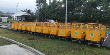 Dukung Program ‘Kuningan Terawat’, PT Pegadaian Kantor Wilayah X Jawa Barat Serahkan 12 Armada Angkut Sampah