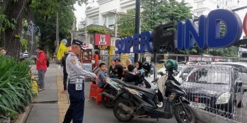 Oprasi Parkir Liar, Dishub Kota Bandung Tertibkan Puluhan Kendaraan 