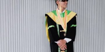 Beckham Putra Raih Gelar Sarjana Ilmu Pemerintahan Unjani