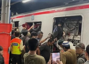 Insiden di Stasiun Bekasi Timur: 7 Tewas, KAI Batalkan Sebagian Perjalanan KA Parahyangan