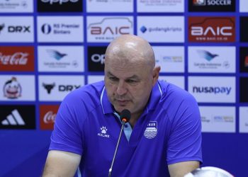 Kecewa Hasil Imbang, Bojan Hodak Tetap Puji Daya juang Pemain Persib Saat Lawan Dewa United