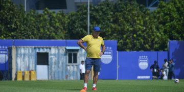 Bojan Hodak Waspadai Periode Krusial Persib, 4 Laga dalam 16 Hari